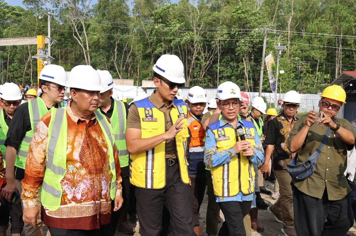 Targetkan Penyelesaian Juni 2026, Menko AHY Tegaskan Sekolah Rakyat Strategis untuk Entaskan Kemiskinan